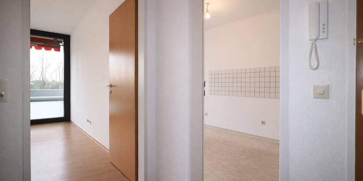 Etagenwohnung Neuss Stadionviertel - 3 Zimmer, 78 m&sup2;, 249.000&euro; | Angebot:25689677
