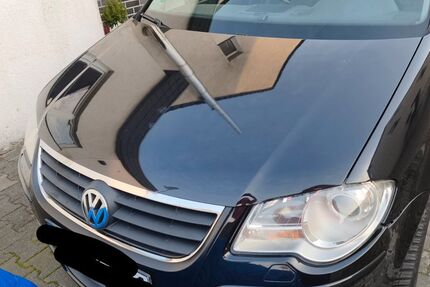 VW Touran 203.878 km 3.250 &euro; Willich 47877