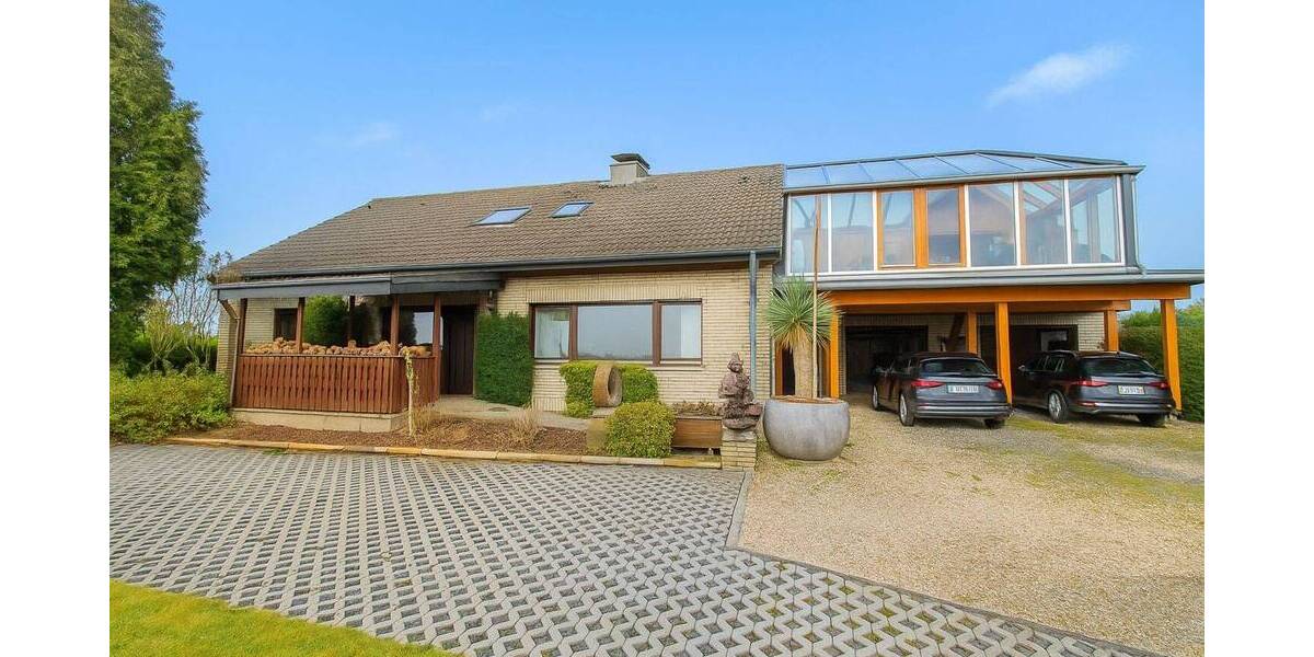 Einfamilienhaus Viersen Dülken - 9 Zimmer, 214 m&sup2;, 595.000&euro; | Angebot:25997214