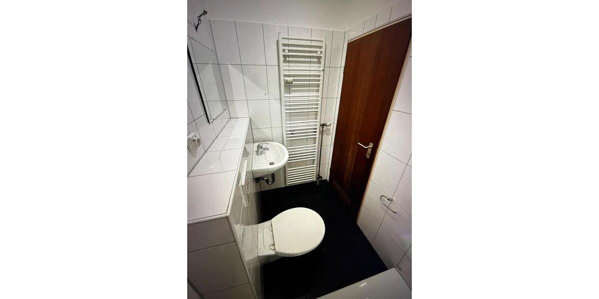 Etagenwohnung Neuss Erfttal - 1 Zimmer, 33 m&sup2;, 530&euro; | Angebot:24565050