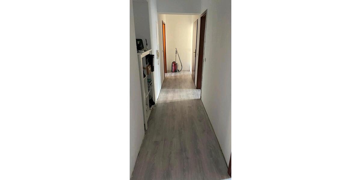 Etagenwohnung Düsseldorf Stadtbezirk 2 - 3 Zimmer, 68 m&sup2;, 860&euro; | Angebot:26020345
