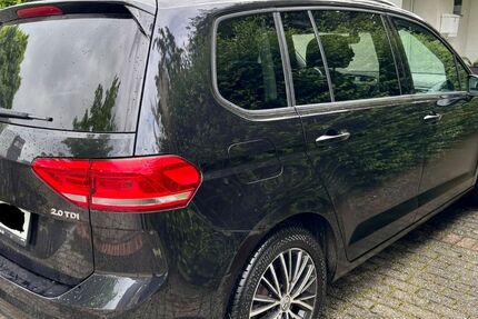 VW Touran 209.350 km 11.300 &euro; Mönchengladbach - Neuwerk 41066