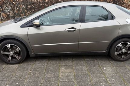 Honda Civic 187.000 km 3.500 &euro; HÜCKELHOVEN 41836