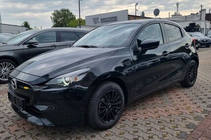 Mazda 2 13.200 km 16.498 &euro; Mönchengladbach 41063
