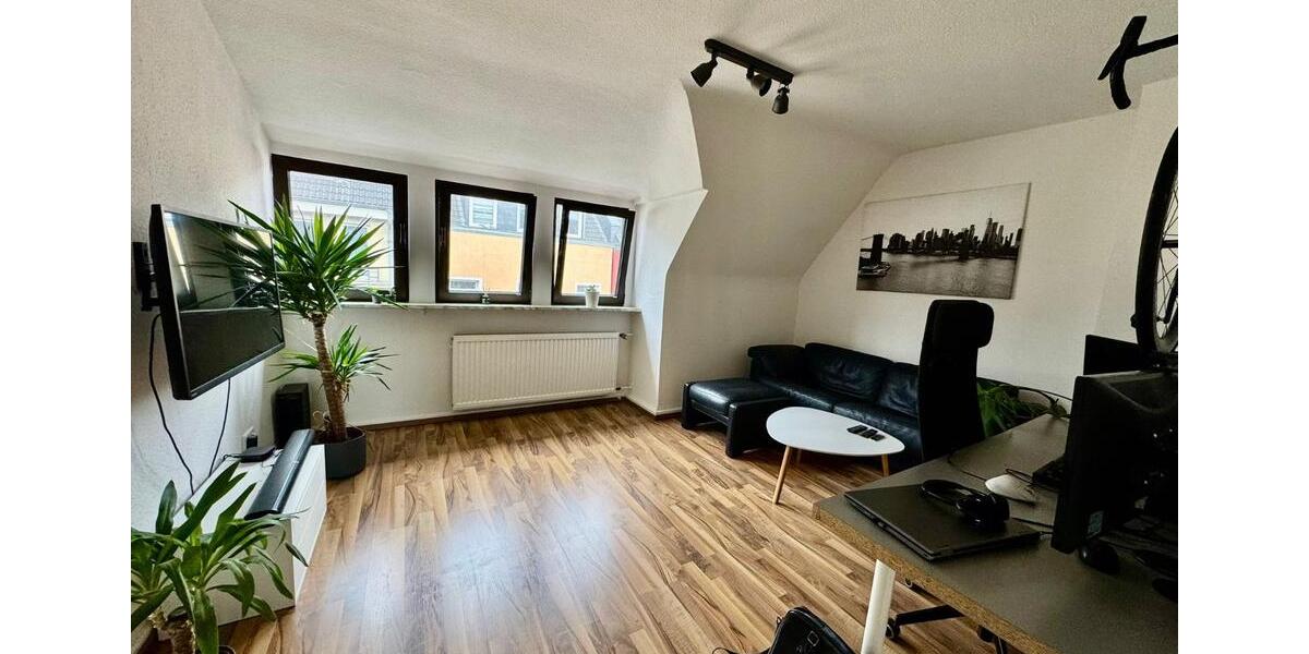 Dachgeschoßwohnung Neuss Furth-Mitte - 2 Zimmer, 48 m&sup2;, 650&euro; | Angebot:25934356