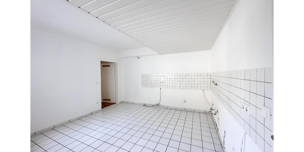 Etagenwohnung Krefeld Cracau - 3.5 Zimmer, 107 m&sup2;, 985&euro; | Angebot:24160330