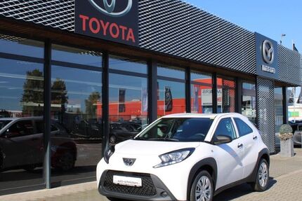 Toyota Aygo (X) 60.192 km 11.240 &euro; Moers 47441