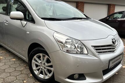 Toyota Verso 263.000 km 4.250 &euro; Mönchengladbach 41061