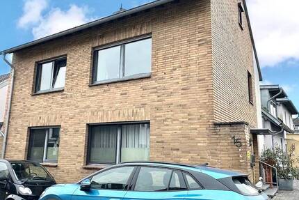 Haus Neuss Rosellen - 7 Zimmer, 155 m&sup2;, 495.000&euro; | Angebot:26657255
