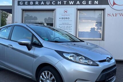Ford Fiesta 185.800 km 2.990 &euro; Mönchengladbach 41063