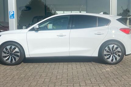 Ford Focus 56.500 km 14.300 &euro; Willich-Anrath 47877