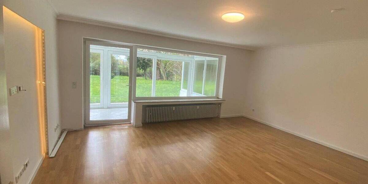 Etagenwohnung Düsseldorf Lohausen - 2 Zimmer, 77 m&sup2;, 1.400&euro; | Angebot:26933027