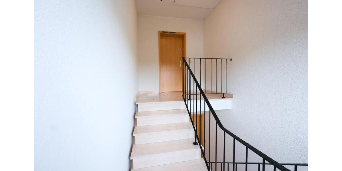 Dachgeschoßwohnung Moers Schwafheim - 2.5 Zimmer, 80 m&sup2;, 214.000&euro; | Angebot:26067794