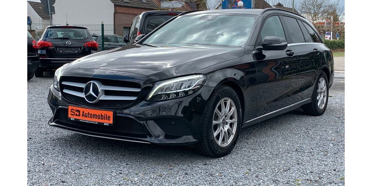 Mercedes-Benz C 180 215.089 km 12.890 &euro; Meerbusch 40670