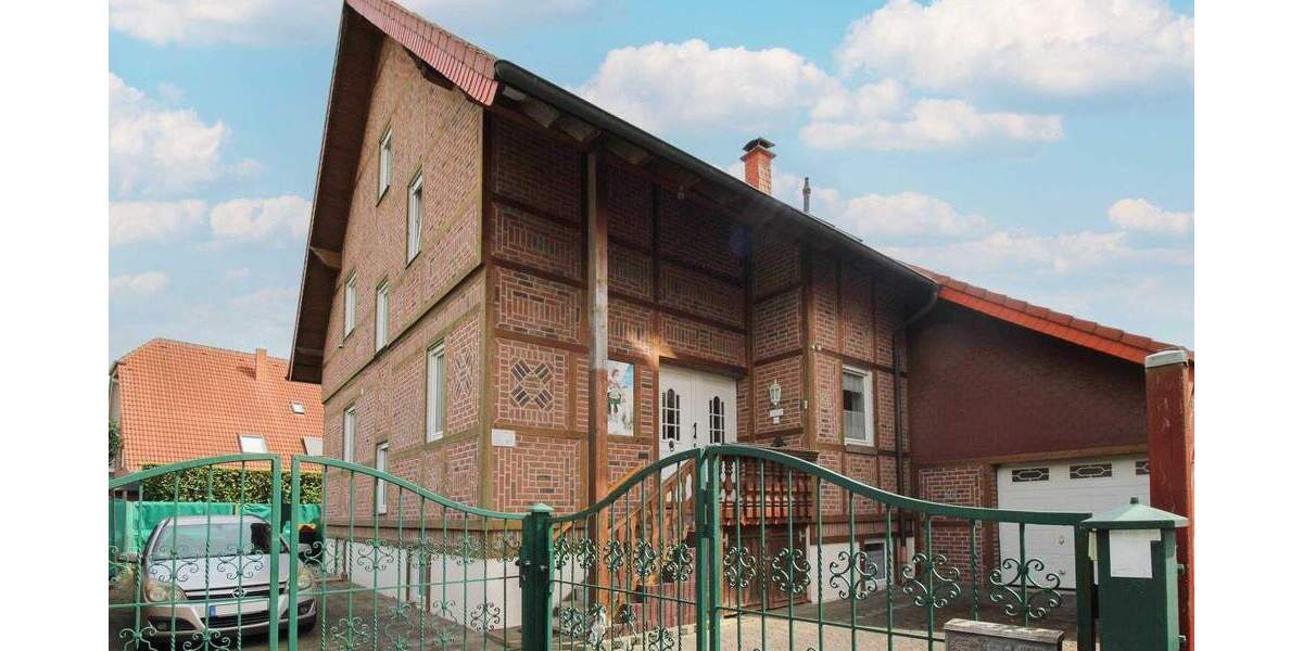 Einfamilienhaus Hückelhoven Millich - 7 Zimmer, 318 m&sup2;, 385.000&euro; | Angebot:25717174