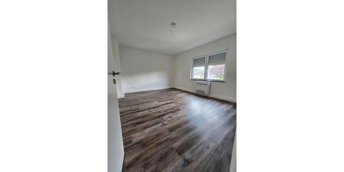 Etagenwohnung Grefrath - 3 Zimmer, 79 m&sup2;, 810&euro; | Angebot:26606864