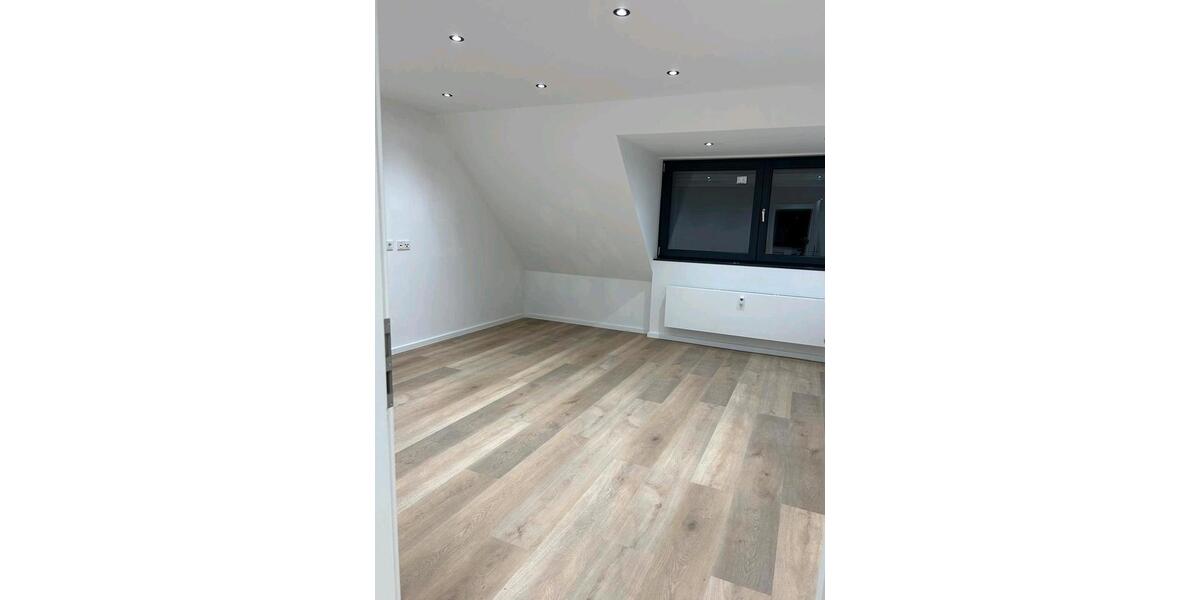 Etagenwohnung Mönchengladbach Nord - 3 Zimmer, 85 m&sup2;, 1.020&euro; | Angebot:25892832