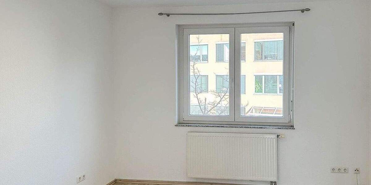 Doppelhaushälfte Düsseldorf Wittlaer - 5 Zimmer, 133 m&sup2;, 2.600&euro; | Angebot:25687680