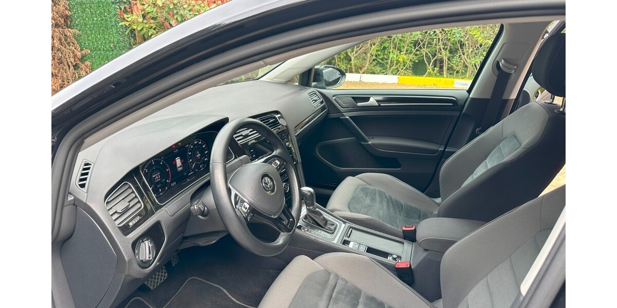 VW Golf 68.000 km 18.500 &euro; Mönchengladbach 41061