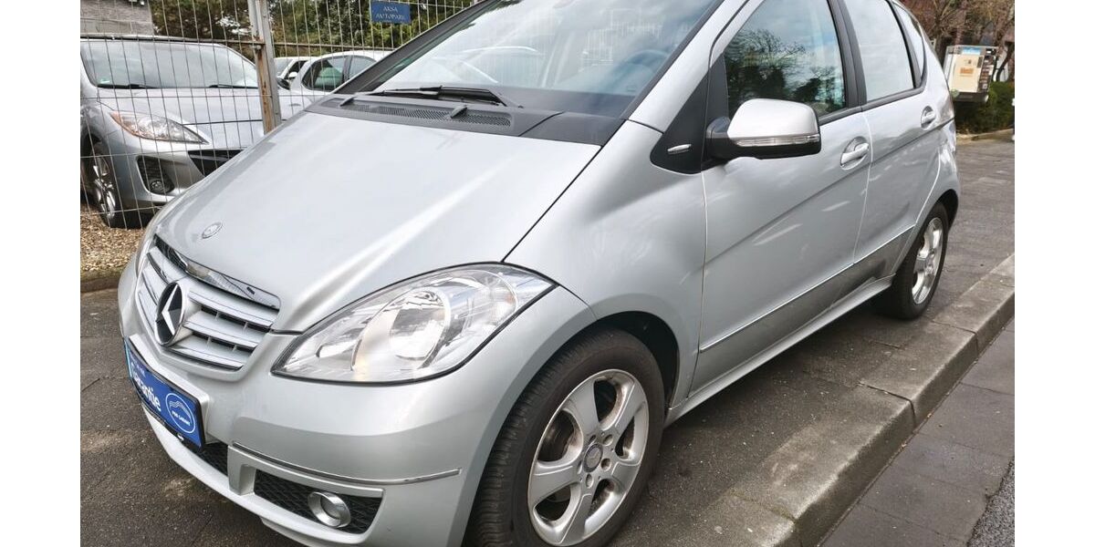 Mercedes-Benz A 180 82.000 km 8.900 &euro; Mönchengladbach - Odenkirchen 41199