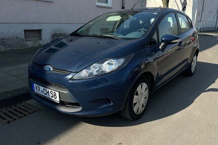 Ford Fiesta 141.000 km 2.699 &euro; Krefeld 47809