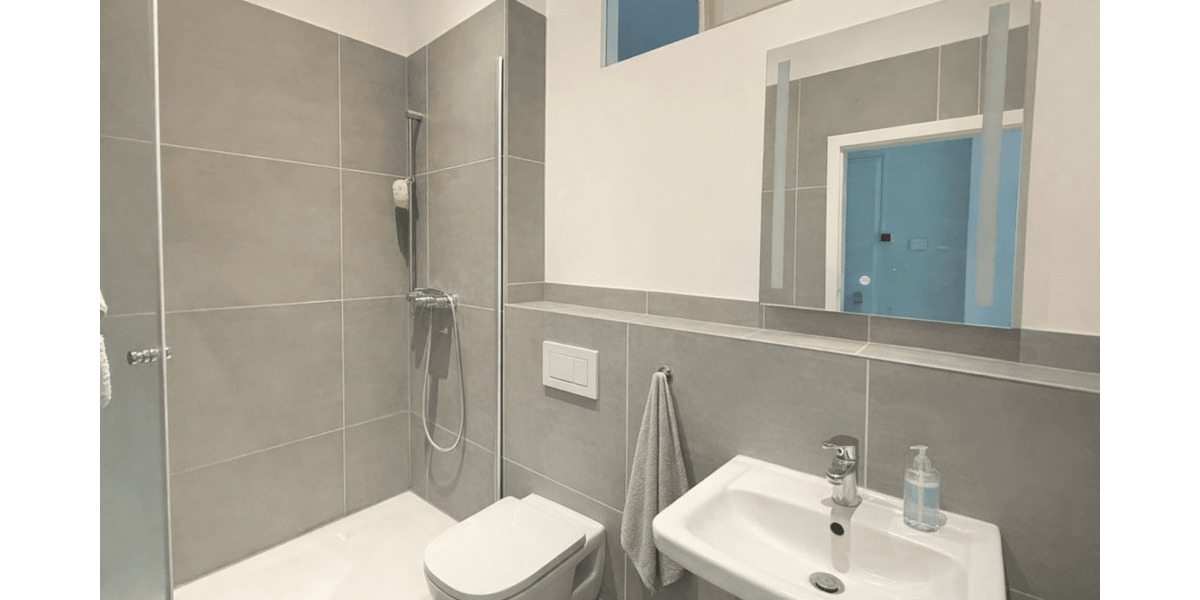 Etagenwohnung Düsseldorf Oberbilk - 1 Zimmer, 38 m&sup2;, 995&euro; | Angebot:26917346