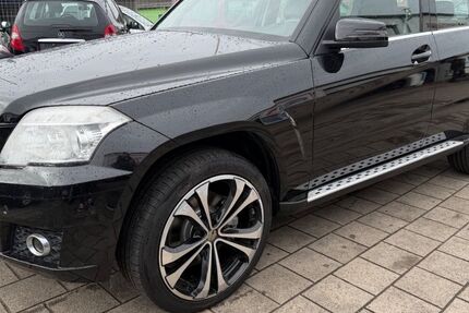 Mercedes-Benz GLK 320 217.000 km 8.950 &euro; Neuss 41462