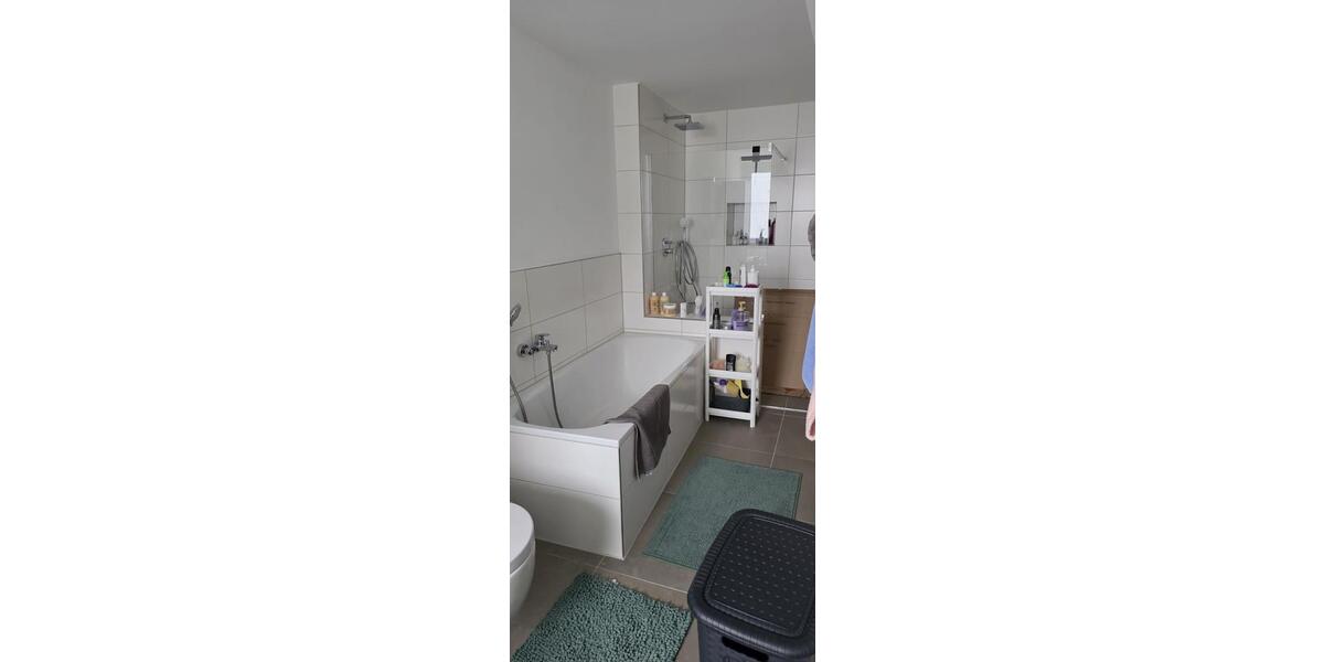 Etagenwohnung Heinsberg - 4 Zimmer, 117 m&sup2;, 1.080&euro; | Angebot:25830169