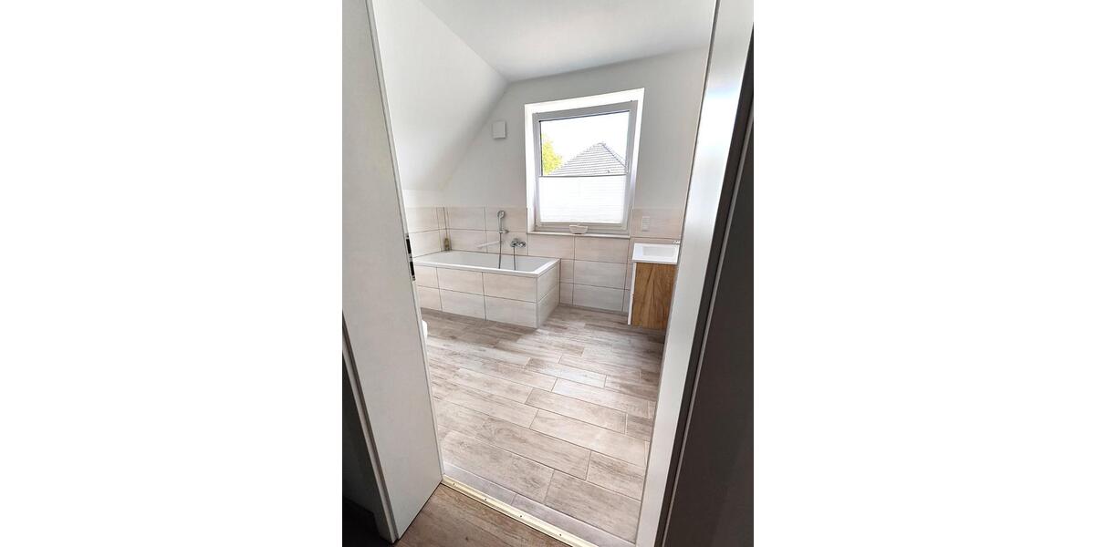 Einfamilienhaus Kamp-Lintfort Lintfort - 5 Zimmer, 100 m&sup2;, 563.000&euro; | Angebot:26589502