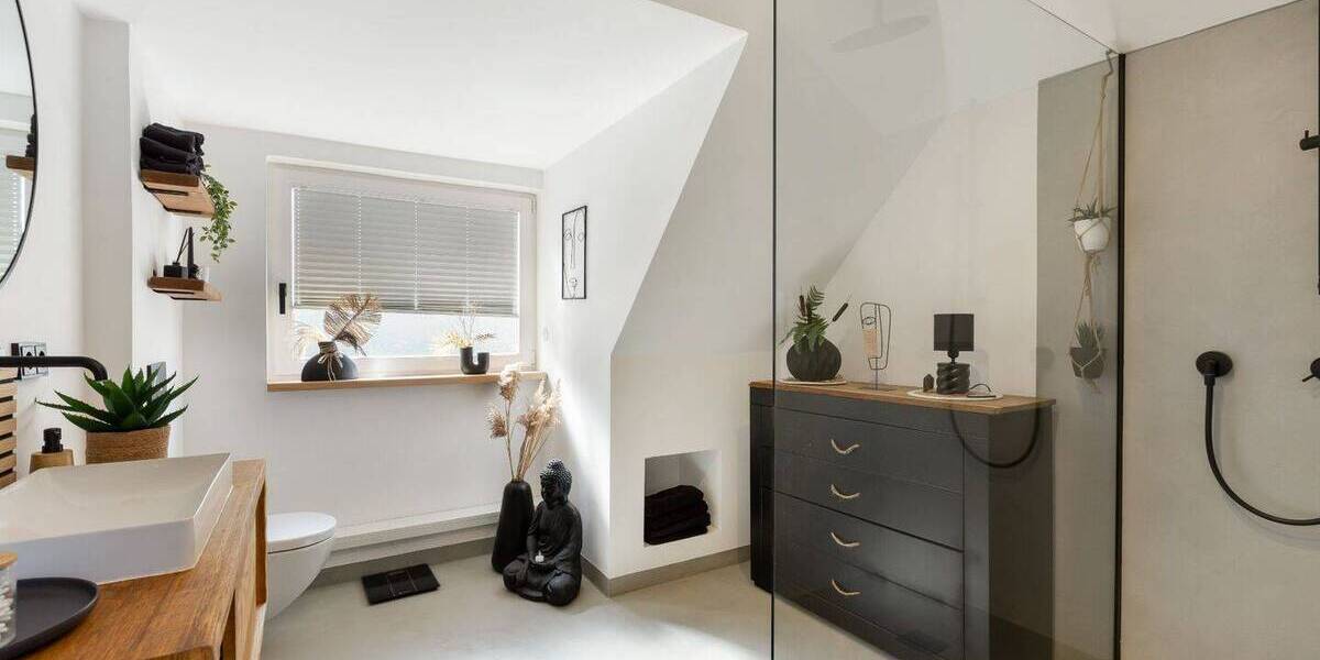 Einfamilienhaus Mönchengladbach Eicken - 5 Zimmer, 186 m&sup2;, 740.000&euro; | Angebot:25997199