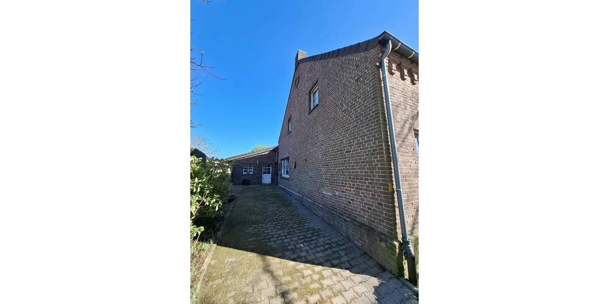 Doppelhaushälfte Nettetal Lobberich - 6 Zimmer, 145 m&sup2;, 980&euro; | Angebot:26596361