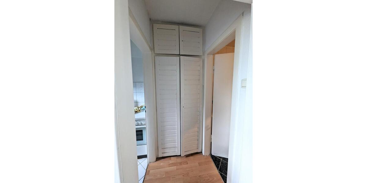 Etagenwohnung Düsseldorf Stadtbezirk 2 - 1 Zimmer, 43 m&sup2;, 799&euro; | Angebot:25794751