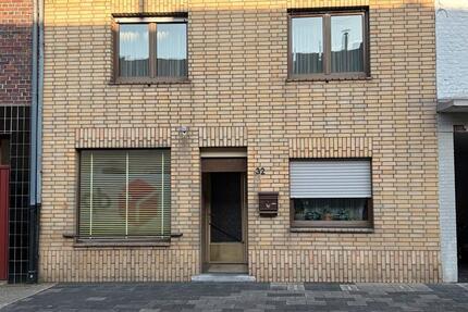 Haus Hückelhoven - 6 Zimmer, 111 m&sup2;, 139.000&euro; | Angebot:25052870