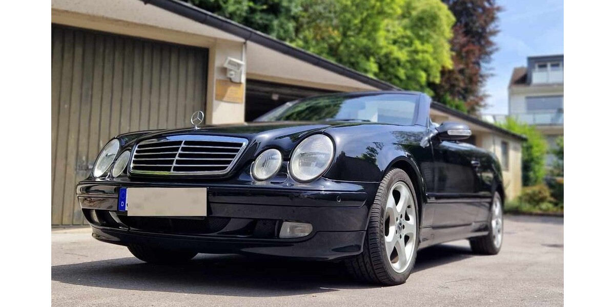 Mercedes-Benz CLK 320 165.500 km 9.490 &euro; Moers 47441