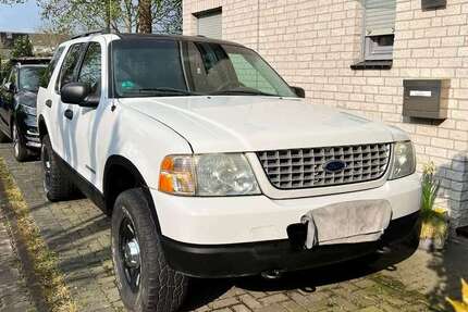 Ford Explorer 208.000 km 5.380 &euro; Willich 47877