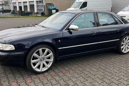 Audi S8 174.210 km 15.999 &euro; Düsseldorf 40219