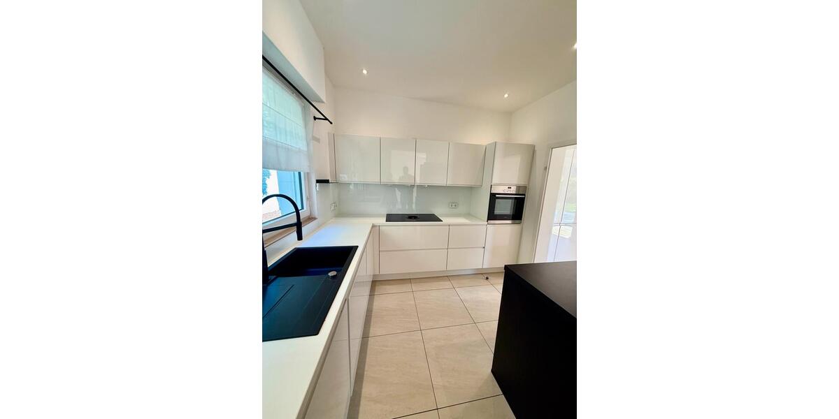 Bungalow Mönchengladbach Süd - 6 Zimmer, 178 m&sup2;, 2.000&euro; | Angebot:26227270