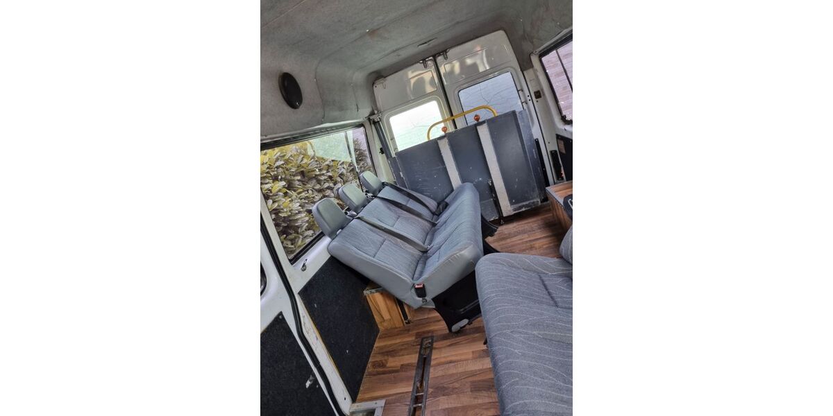 Mercedes-Benz Sprinter 281.000 km 4.750 &euro; Wassenberg 41849