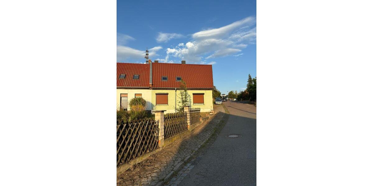 Doppelhaushälfte Geldern - 6 Zimmer, 137 m&sup2;, 26.500&euro; | Angebot:24307582