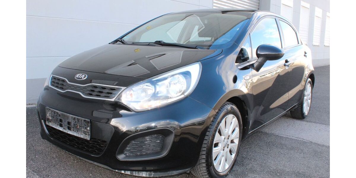 Kia Rio 152.600 km 2.790 &euro; Mönchengladbach 41066
