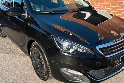 Peugeot 308 147.000 km 8.000 &euro; Krefeld 47804