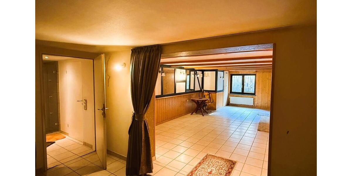 Einfamilienhaus Hückelhoven - 7 Zimmer, 210 m&sup2;, 490.000&euro; | Angebot:25992369