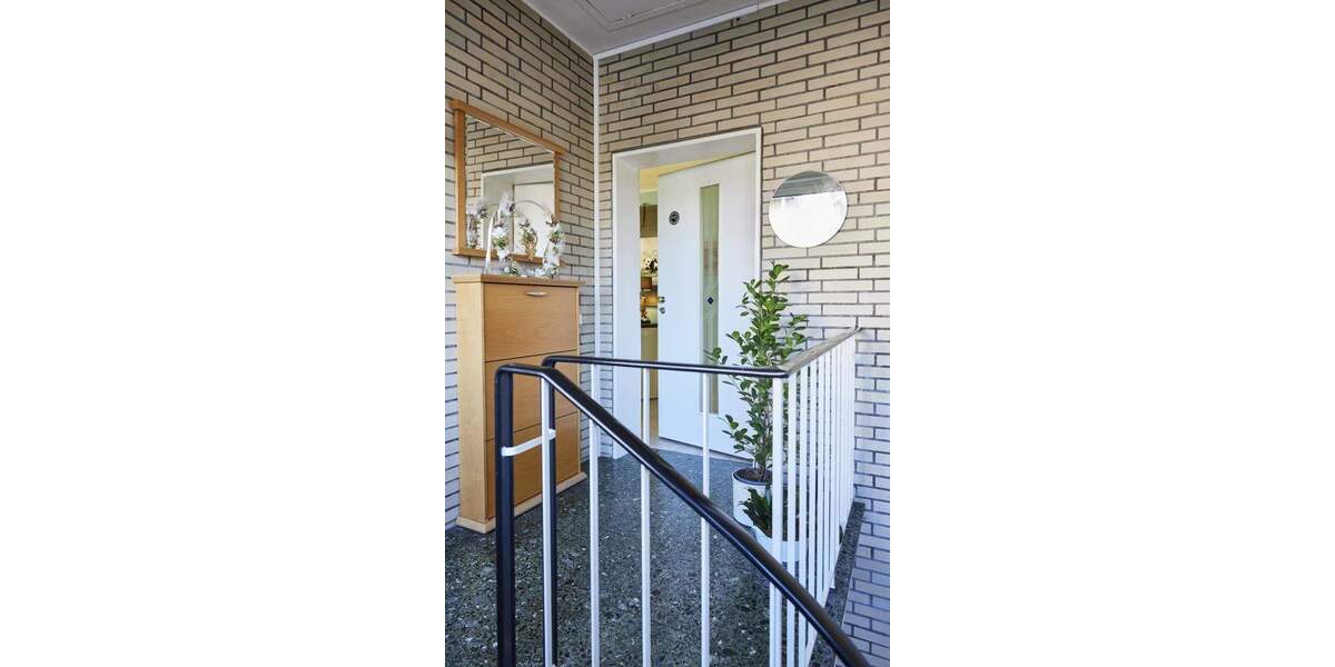Mehrfamilienhaus, Wohnhaus Krefeld Hüls - 6 Zimmer, 200 m&sup2;, 530.000&euro; | Angebot:25820882