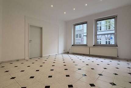 Wohnung Düsseldorf Pempelfort - 4 Zimmer, 100 m&sup2;, 1.595&euro; | Angebot:26028050