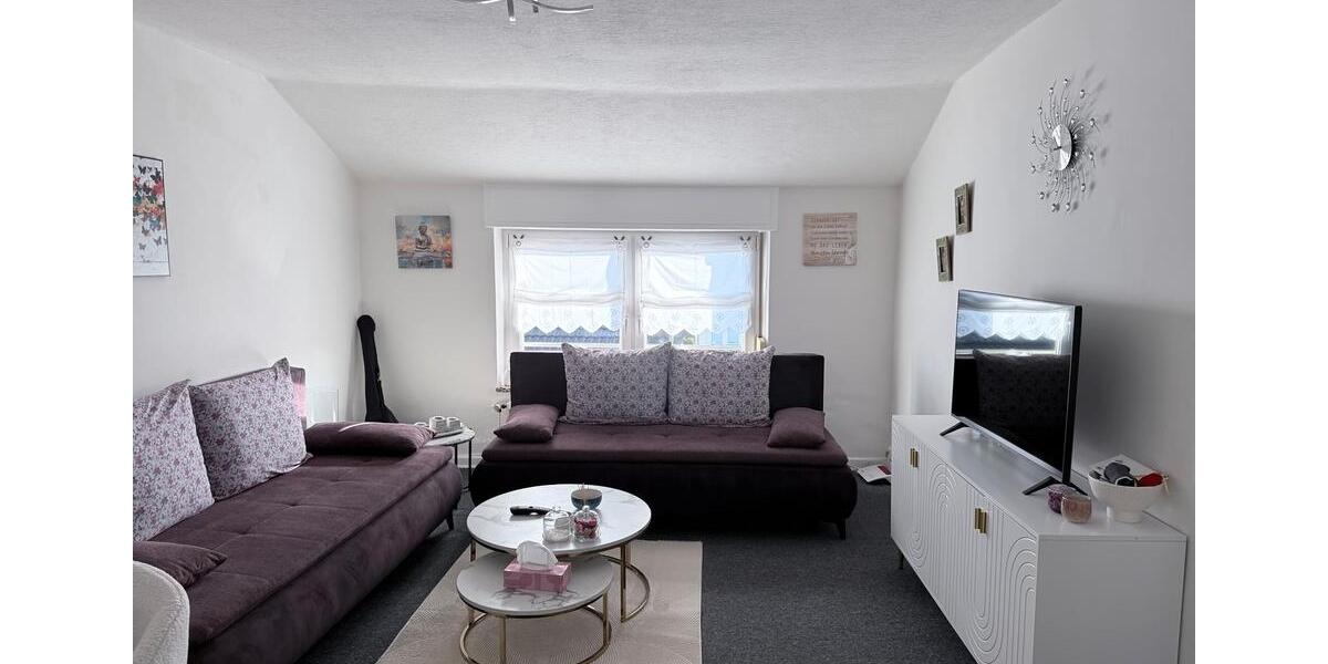 Dachgeschoßwohnung Grefrath - 2 Zimmer, 40 m&sup2;, 375&euro; | Angebot:25965173