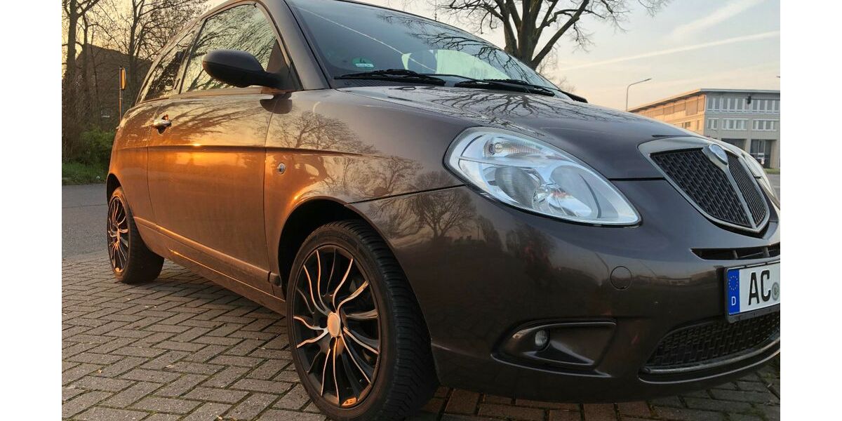 Lancia Ypsilon 170.000 km 1.250 &euro; Wegberg 41844