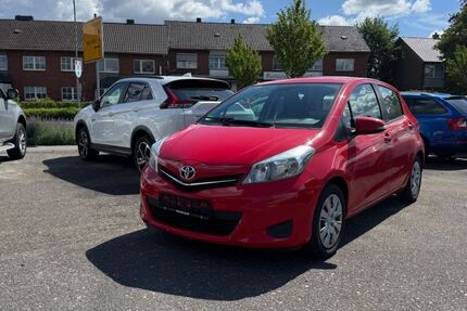 Toyota Yaris 92.500 km 6.999 &euro; Geldern 47608