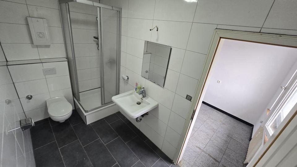 Etagenwohnung Korschenbroich - 3 Zimmer, 110 m&sup2;, 980&euro; | Angebot:25333064