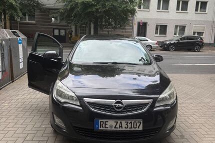 Opel Astra 245.000 km 2.700 &euro; Düsseldorf 40211