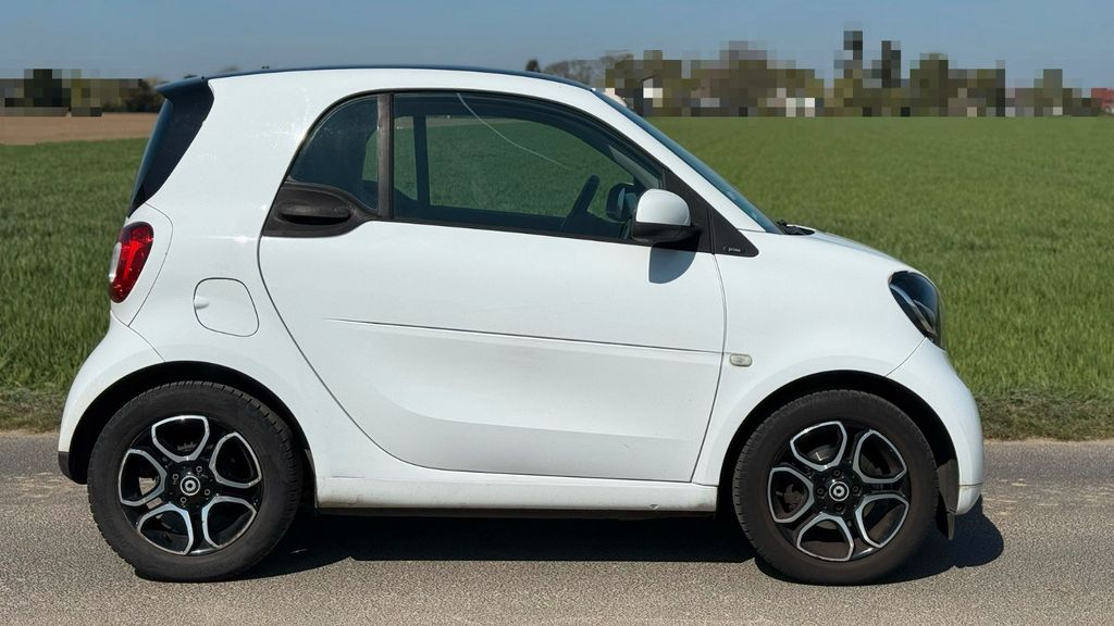 Smart ForTwo 93.000 km 8.500 &euro; Viersen 41748